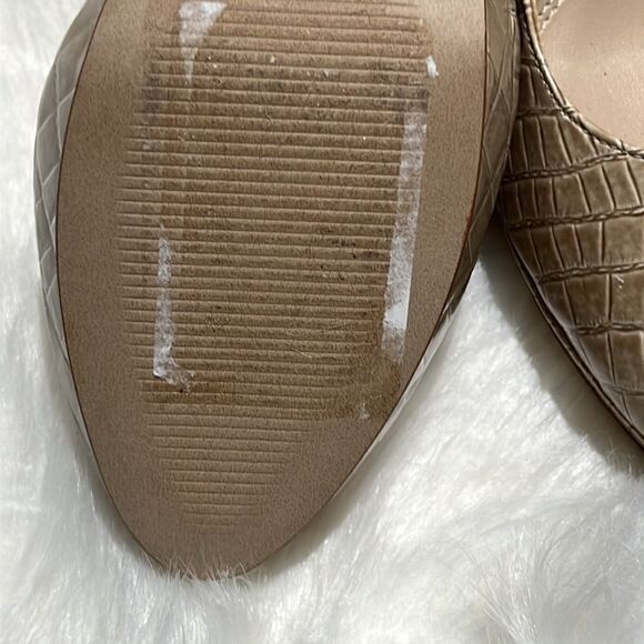 NWOT Ellen Tracy Nude Crocodile Embossed Pump Heels Size 6M. B65 - Picture 10 of 10